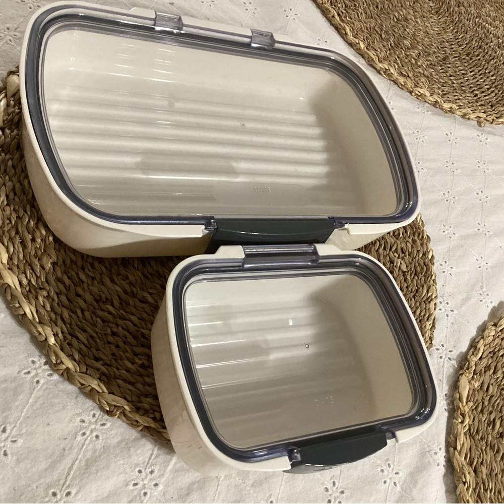 Cream and Black Food Storage Containers - Picture 2 of 9